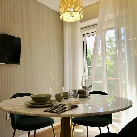 Apartmán Center History 106 Letters